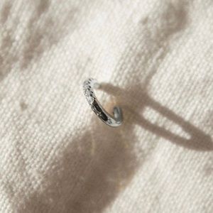 Jenni Kayne 14k White Gold Huggie Earring With Diamonds (SET)